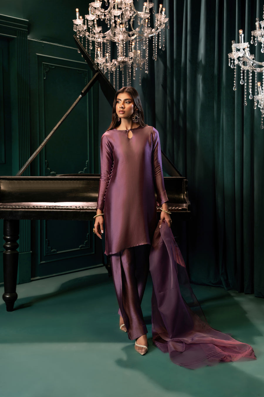 Reyna - with Farshi Shalwar